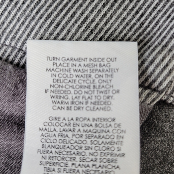 CAbi Drop Off Zip Jacket Size L Pinstripe Front Back Zipper High Low Hem 5300 - Picture 11 of 12